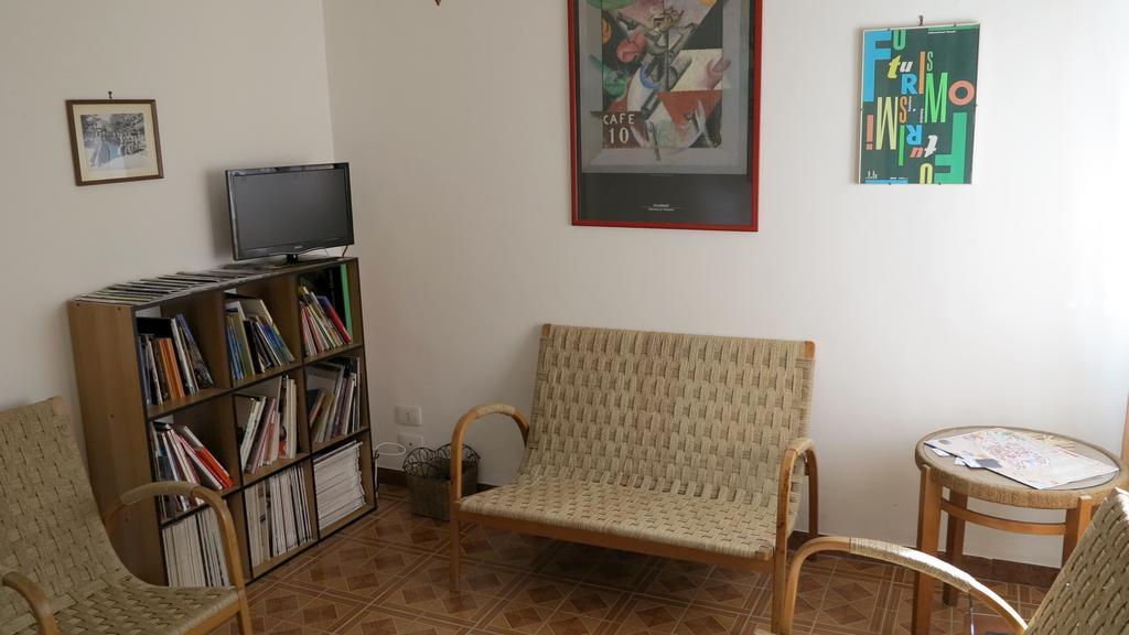 B&B Del Teatro سولمونا الغرفة الصورة